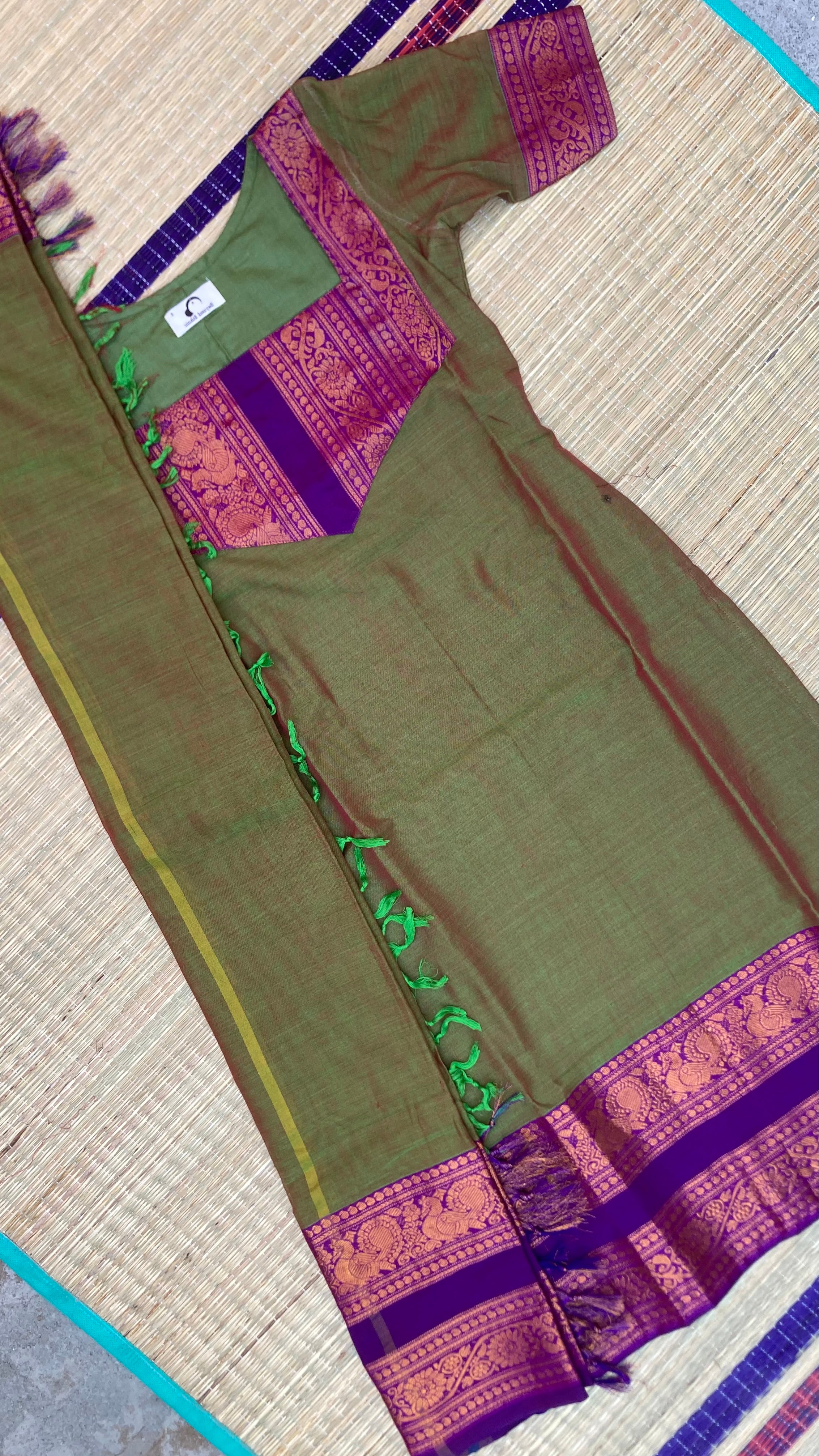 Mangalagiri set - Green