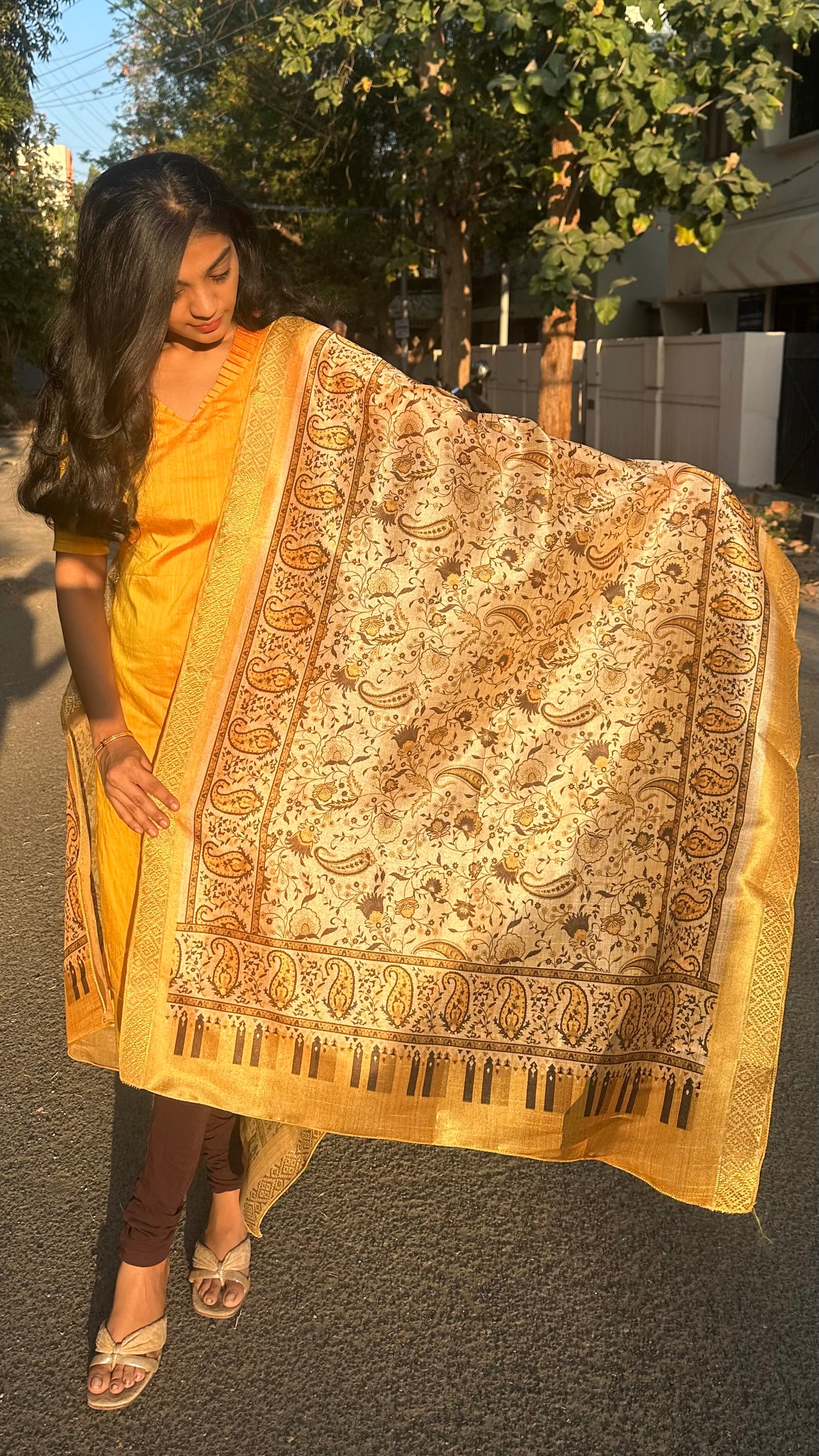 Golden glow set