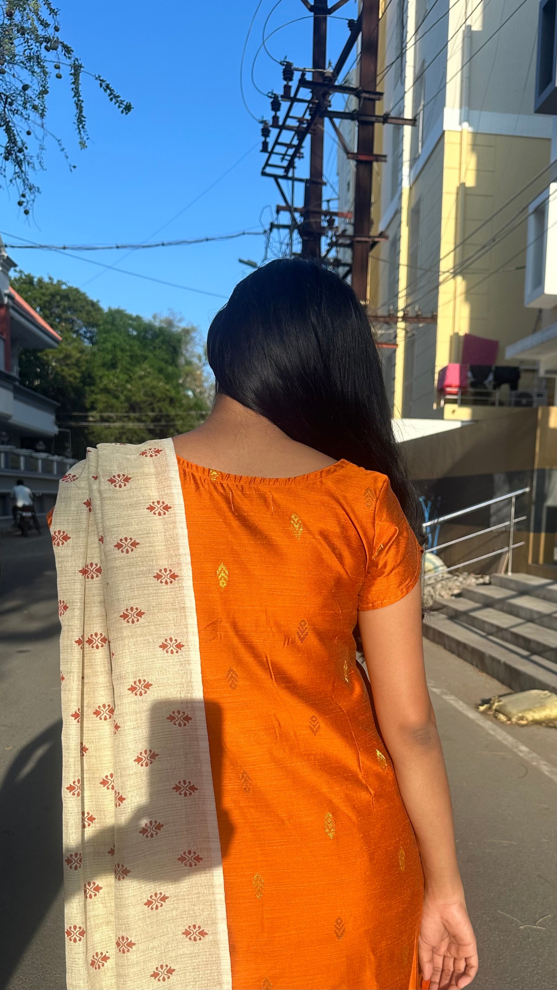 Orange mittai set