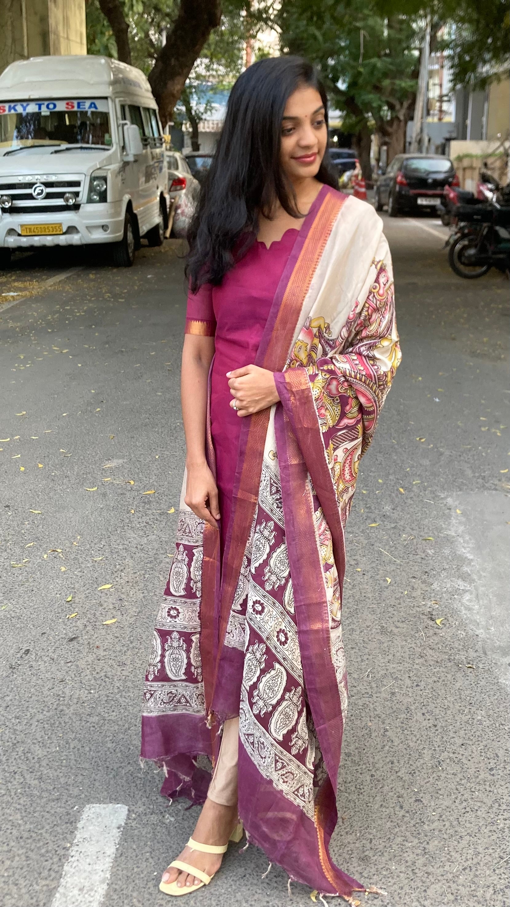 Mangalgiri top + kalamkari silk story shawl