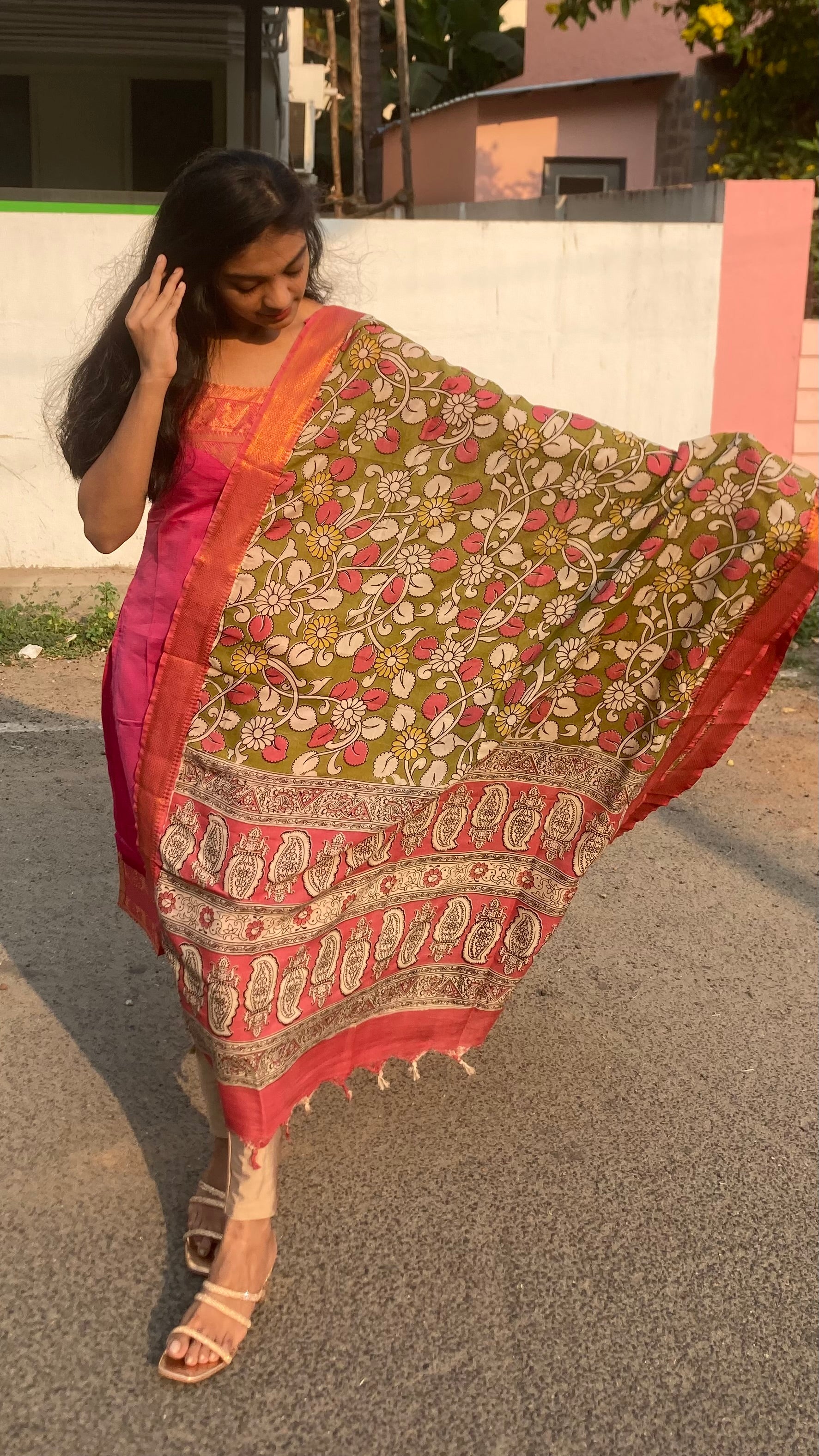 Mangalagiri top+Kalamkari silk shawl