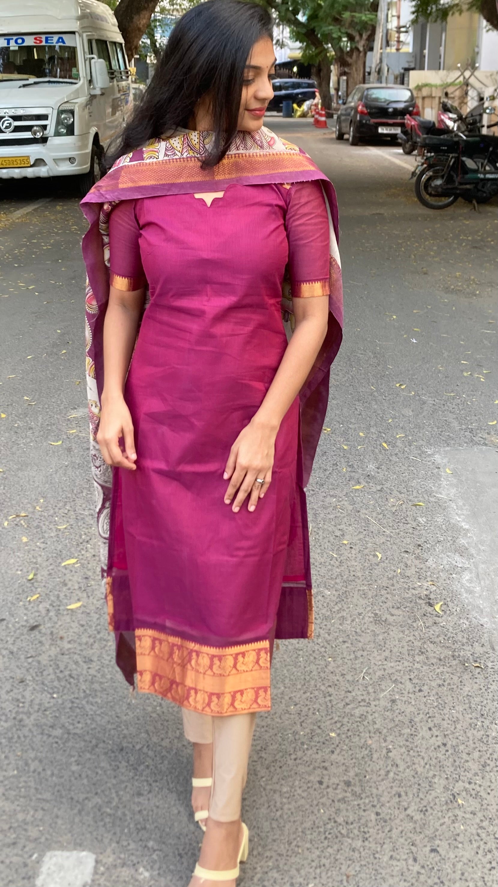 Mangalgiri top + kalamkari silk story shawl