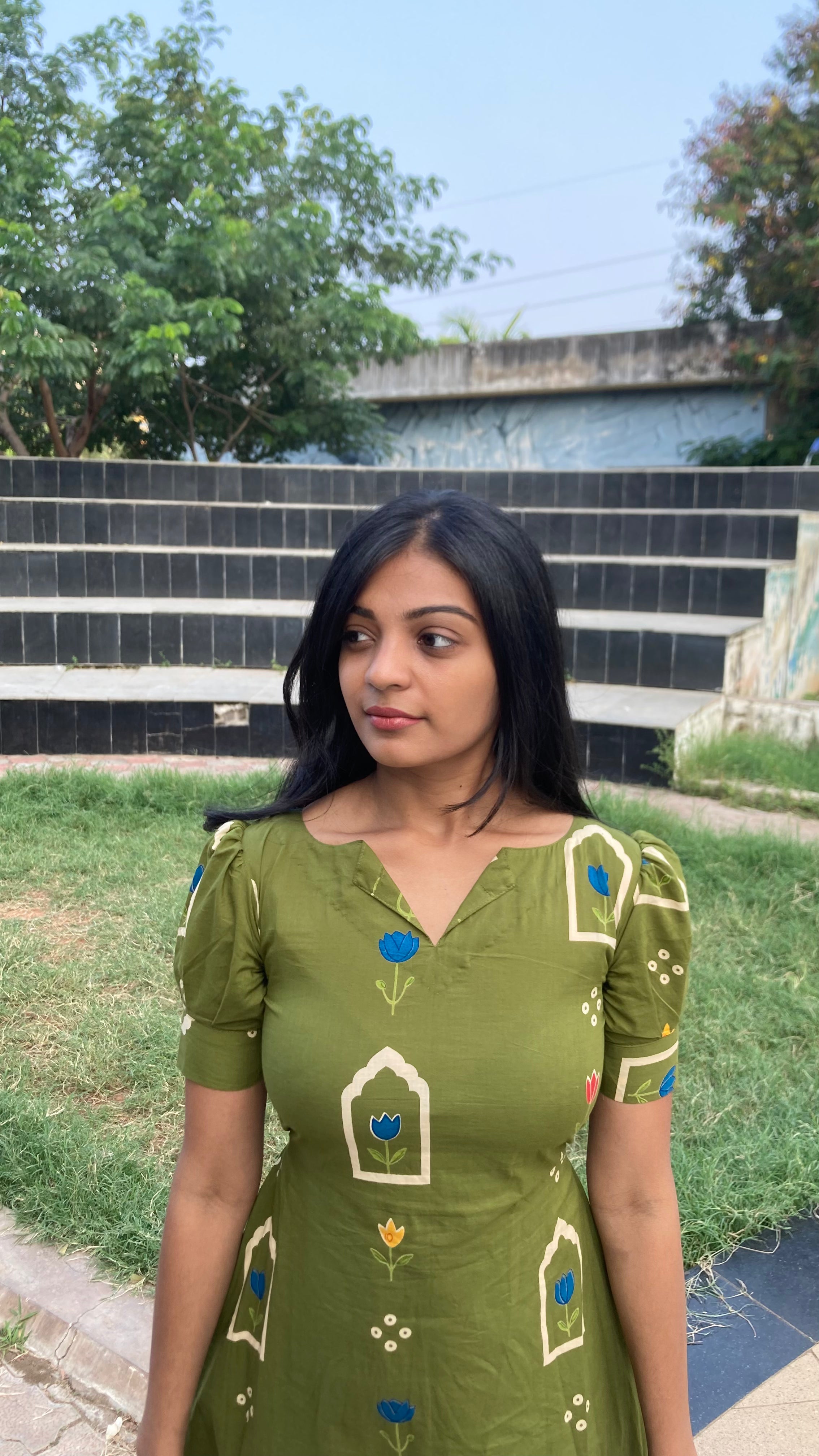 Aline frock with elastic back - Olive