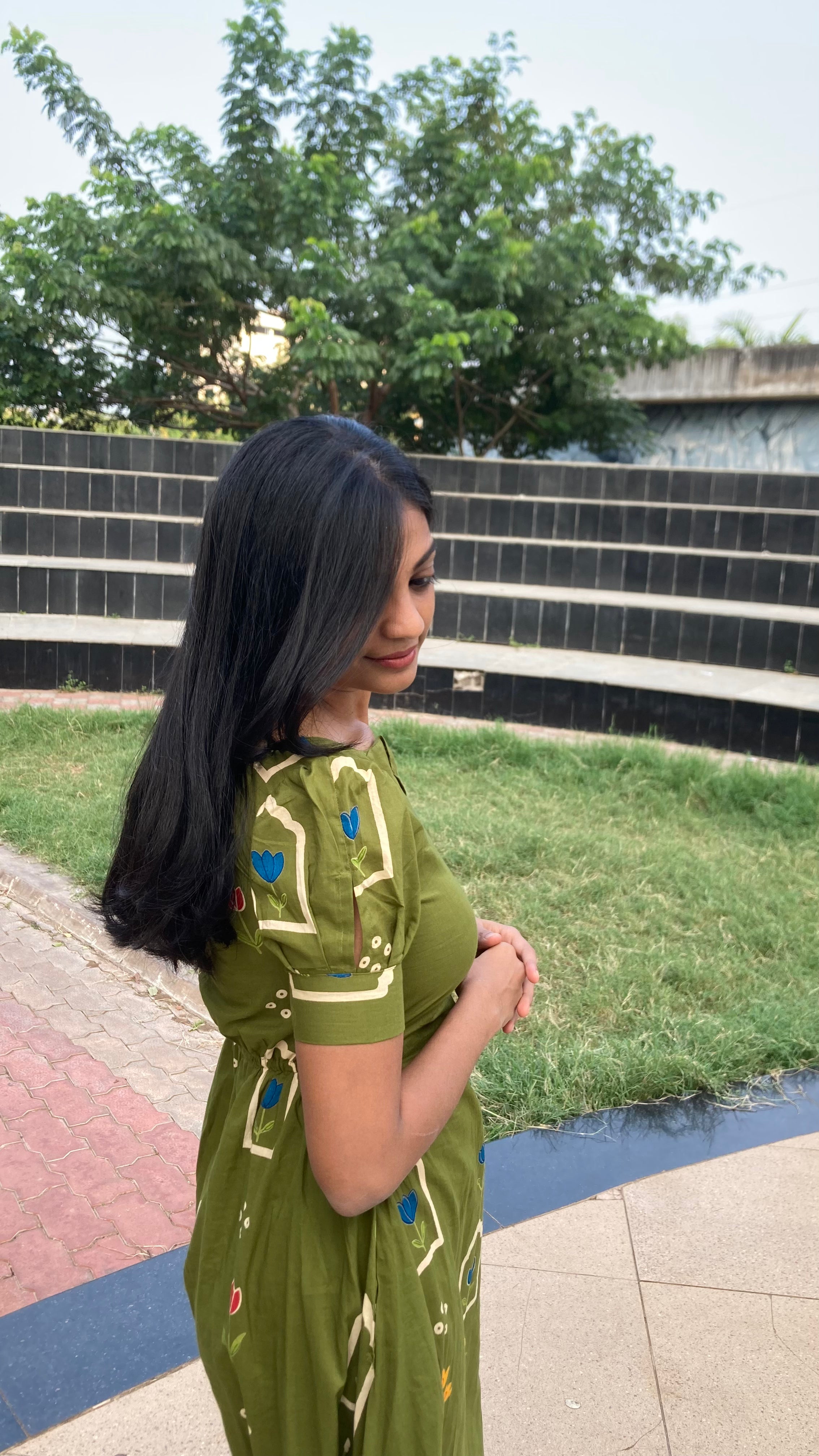 Aline frock with elastic back - Olive